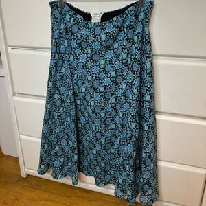 Women’s size 16 plus size blue flow maxi skirt